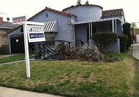 1st image of 1206 W 83rd St