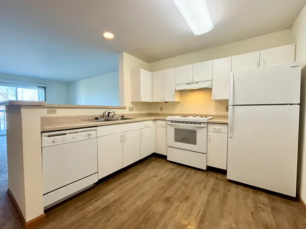 1048 Enterprise Dr #206, Verona, WI 53593