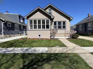 6037 34th Ave, Kenosha, WI 53142
