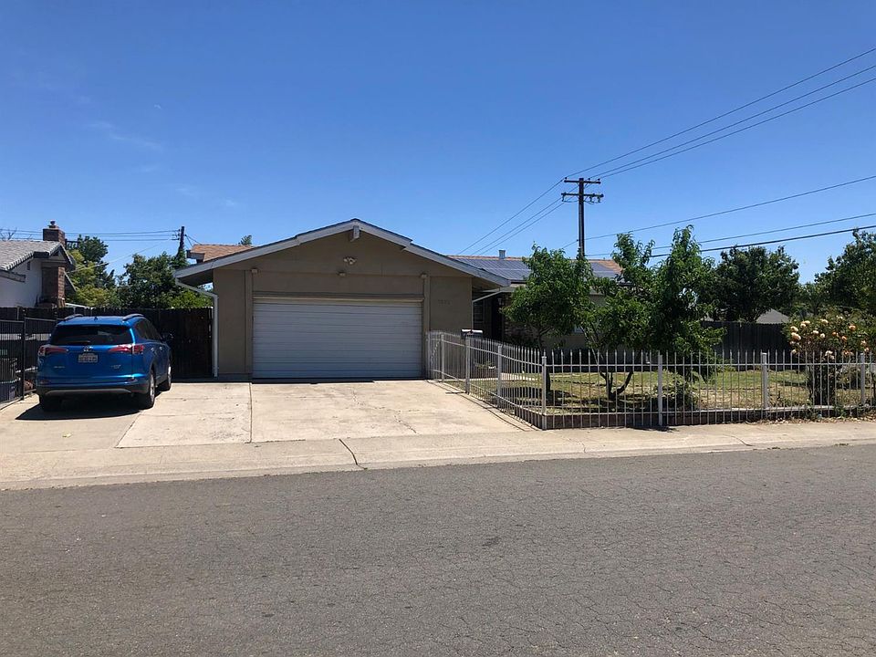 1st image of 7595 Glacken Way