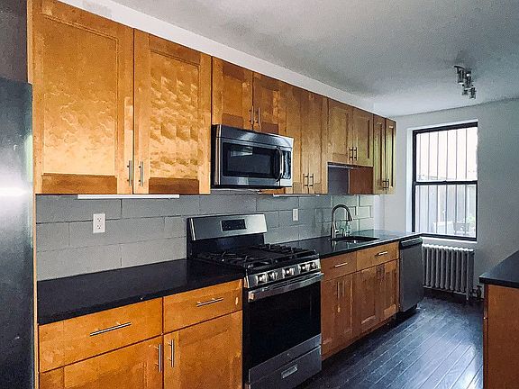 2nd image of 71 Lefferts Pl APT 2