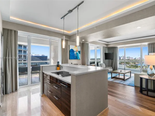 551 N Fort Lauderdale Beach Blvd #R2205, Fort Lauderdale, FL 33304