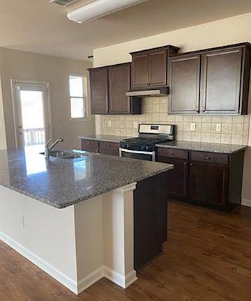 4th image of 3277 Evermore North Blvd