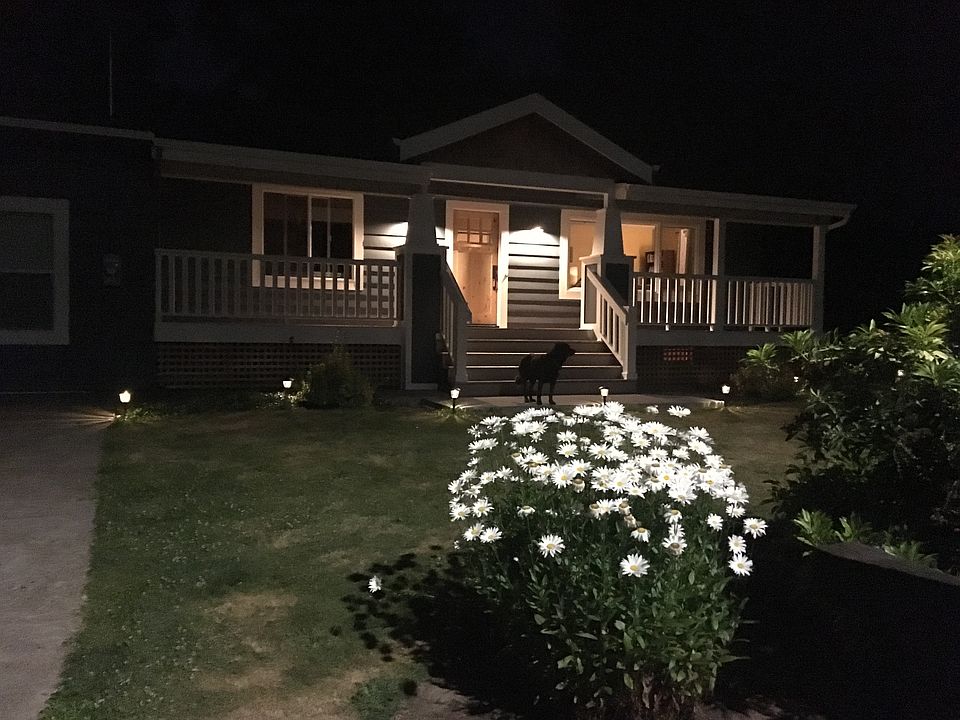 2nd image of 2765 Sunset Ave