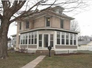 1401 7th Ave, De Witt, IA 52742