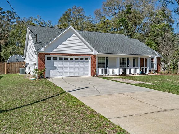 2nd image of 18 Calvary Ct