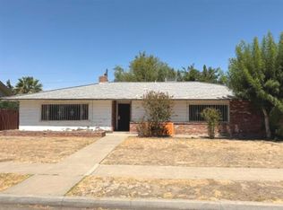 228 Yale Ave, Coalinga, CA 93210