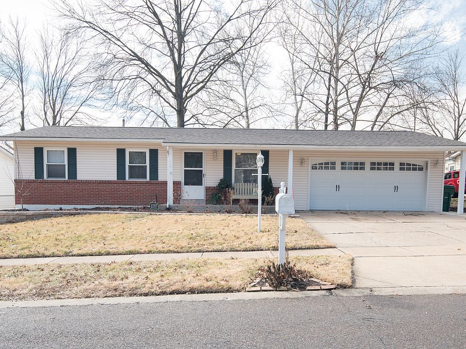 1st image of 466 Burncoate Dr