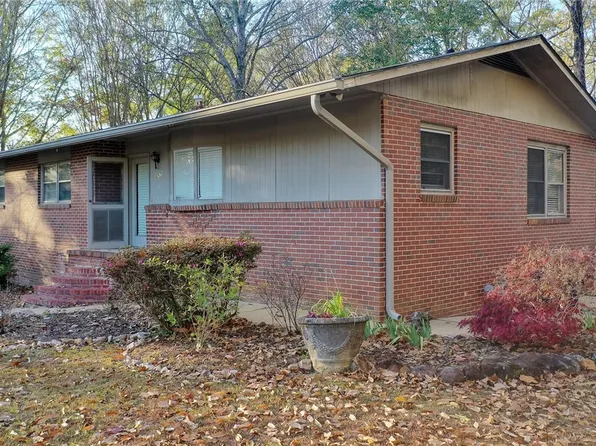 657 E Thach Ave, Auburn, AL 36830