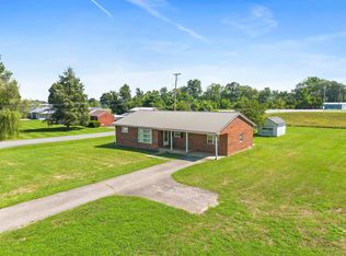 302 Teague Dr, Greenup, KY 41144