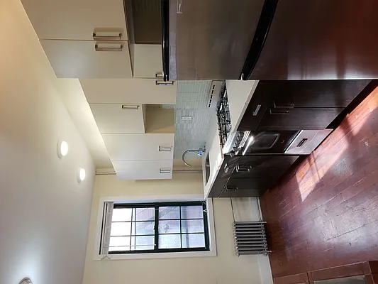 Rented by Signature Property Realty | media 23