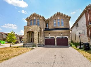 31 Gold Park Gate, Essa, ON L0M 1B4