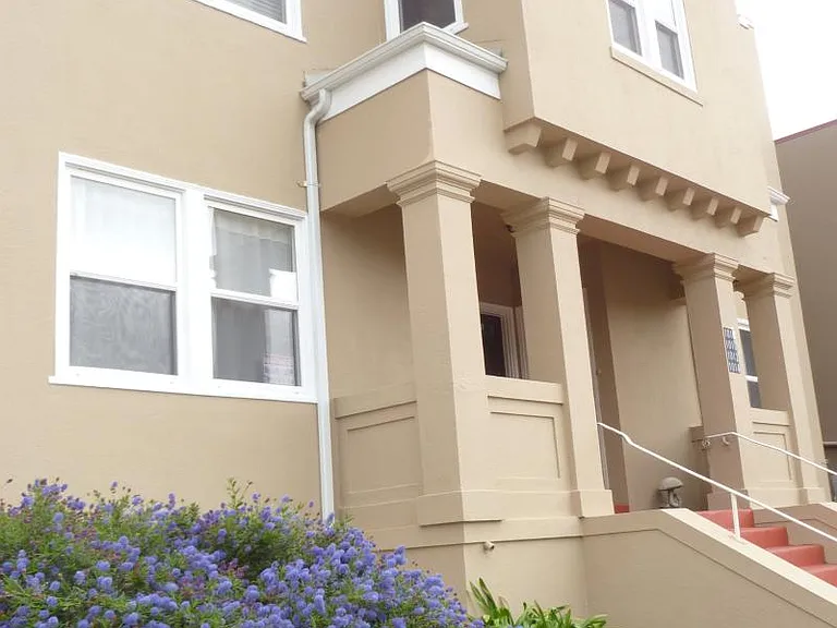 1014 Marin St — Photo 3