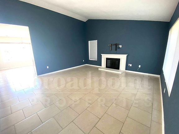5th image of 328 Calle Juanita