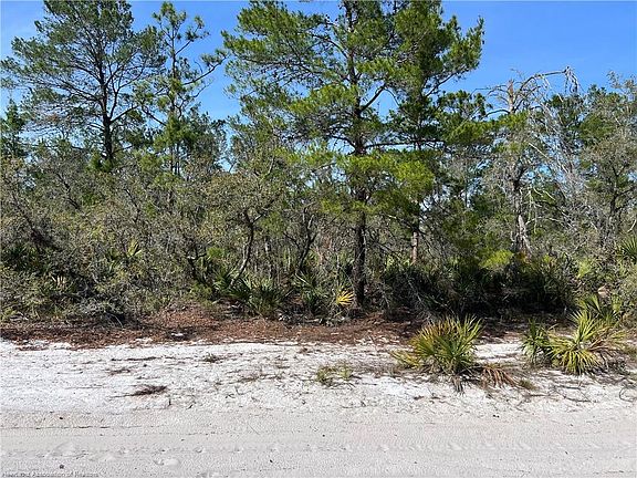5th image of 5523 Nectarine Rd