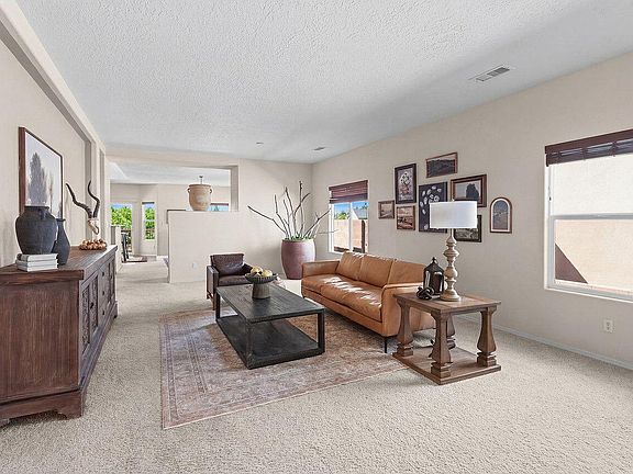 5th image of 6530 Shiprock Dr NE