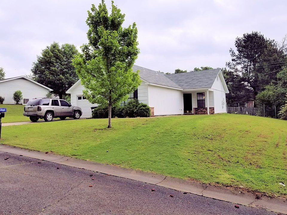 1st image of 1310 Northwoods Dr
