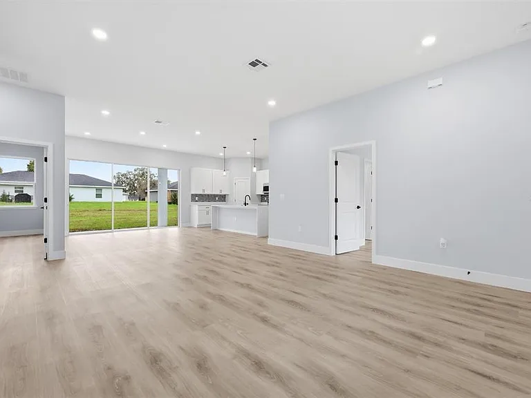 13975 SW 27th Court Rd — Photo 6