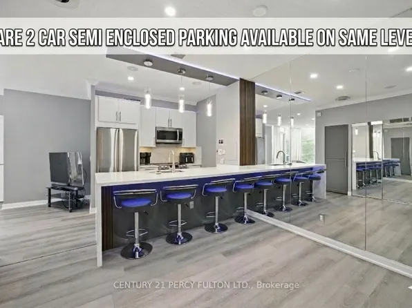 181 Village Green Sq #314, Toronto, ON M1S 0K6