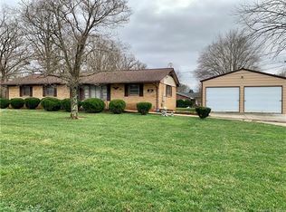 102 Nelda St, Dallas, NC 28034