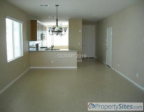 4th image of 3648 Citrus Heights Ave