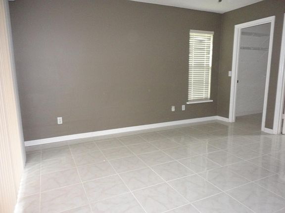 2nd image of 2175 86th Ave