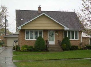 13 Ruth Dr, Cheektowaga, NY 14225