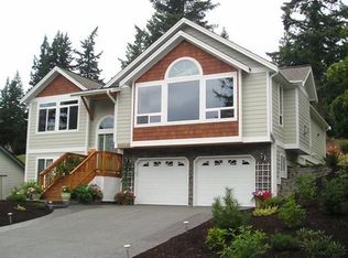 9 Bogey Ln, Bellingham, WA 98229