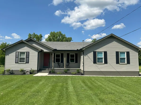 823 Brookhaven Cir, Shelbyville, TN 37160