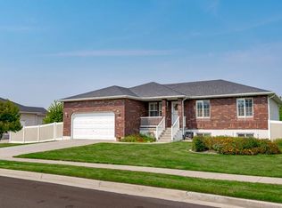 2606 W 2375 N, Clinton, UT 84015