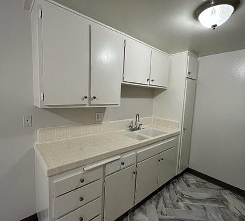 3rd image of 1135 W I St APT 44