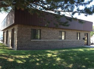 1095 E Maple Rd, Troy, MI 48083