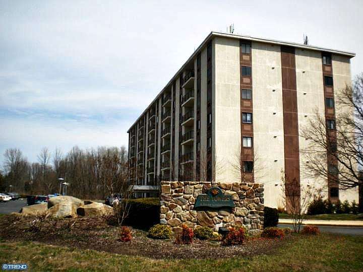 1st image of 27205 Valley Run Dr