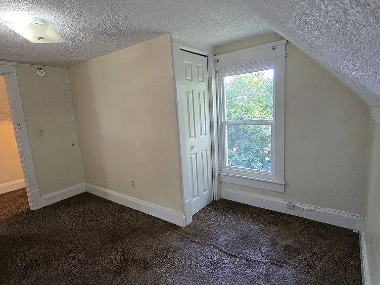 1220 Moore St #2 — Photo 8