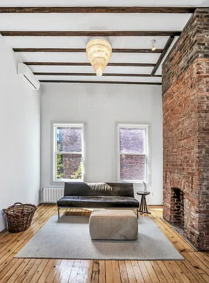 Sold by Compass | media 22