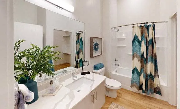 SevenO2 Main Apartments — Photo 148