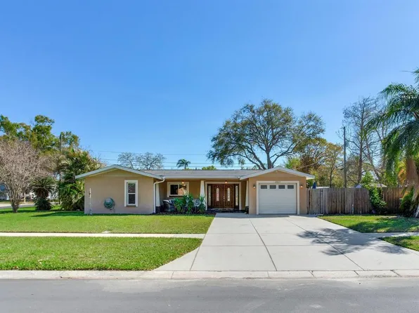 2823 Saint Croix Dr, Clearwater, FL 33759