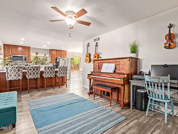 5th image of 1463 E HARMONY Avenue