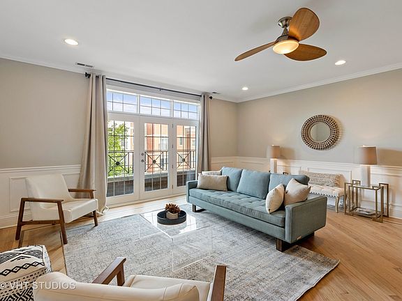 5th image of 1931 W Belmont Ave APT 3W
