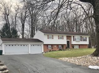 35 Blackburn Rd, Quarryville, PA 17566