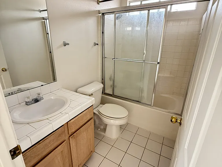 8210 Broward Ln — Photo 6