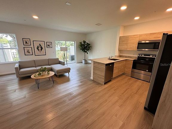 4th image of 1209 SOUTHSTATION PLACE #306