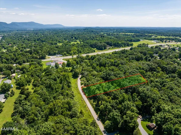 1056 Athens Pike, Etowah, TN 37331