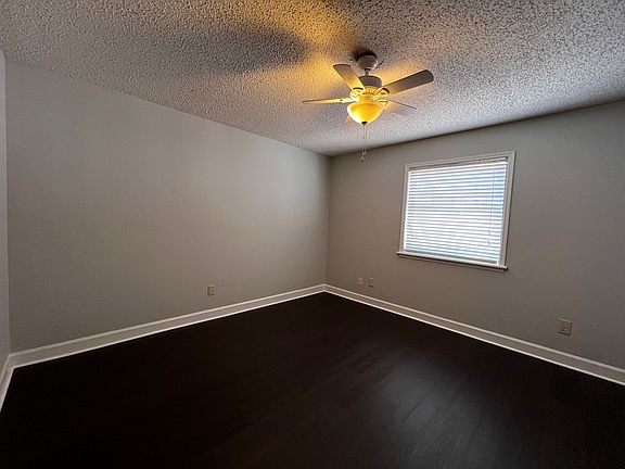 2nd image of 210 Appleby Dr APT 218