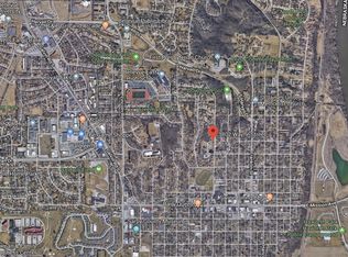 1804 Wayne St APT 5, Bellevue, NE 68005