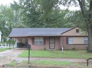 3735 Longmont Dr, Memphis, TN 38128