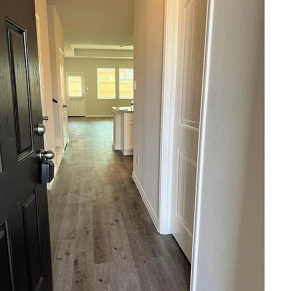 8312 White Pine Dr — Photo 2