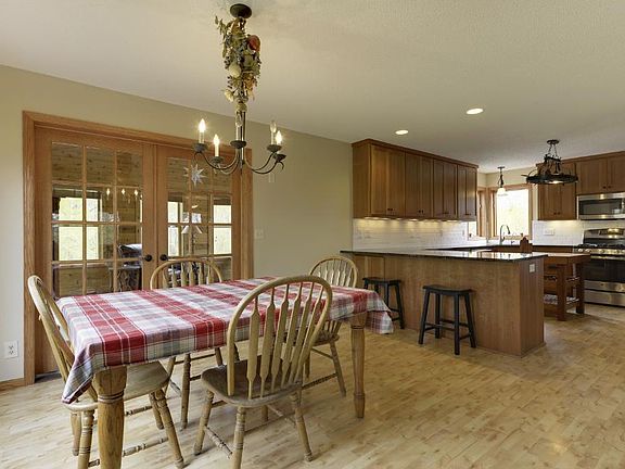 5th image of 4270 Scenic Ln