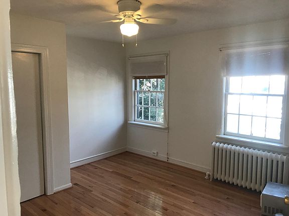 Large Main Bedroom