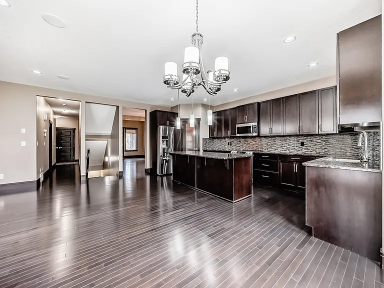 3015 Winspear Cmn SW — Photo 22